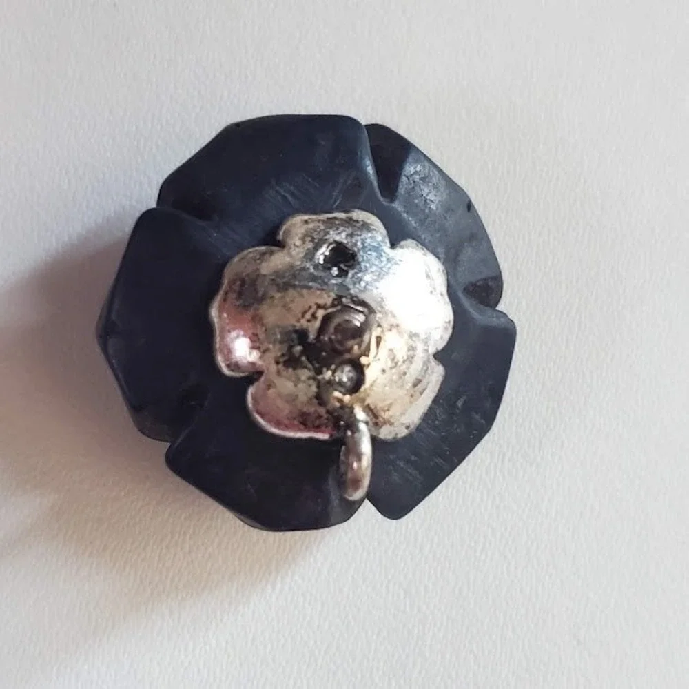 Kate Spade Black Rose Stud Earrings Matte Resin Floral Witchy Goth Dark Romantic
